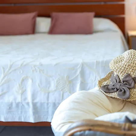 La Perla Del Mare Isola Rossa (Sassari)