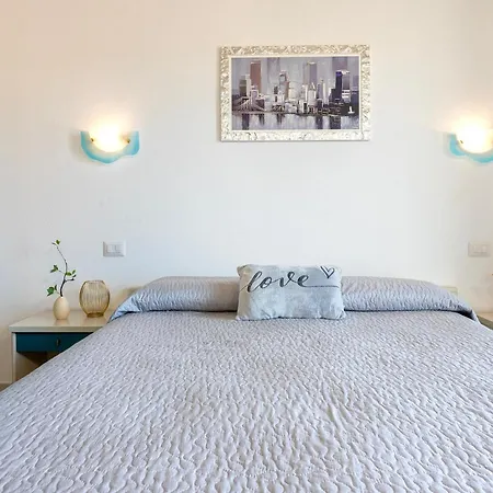 Apartment La Perla Del Mare *