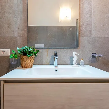 Apartment La Perla Del Mare Isola Rossa (Sassari)