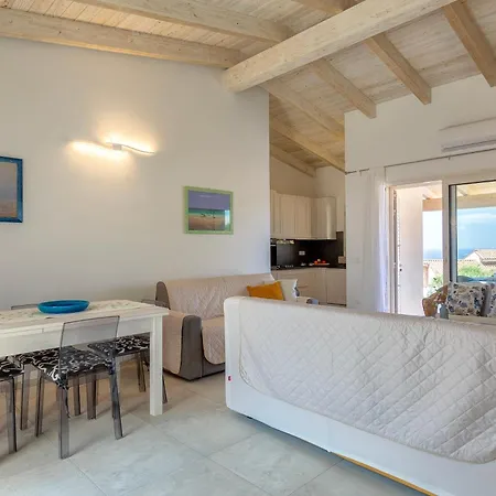 Apartment La Perla Del Mare Isola Rossa (Sassari)